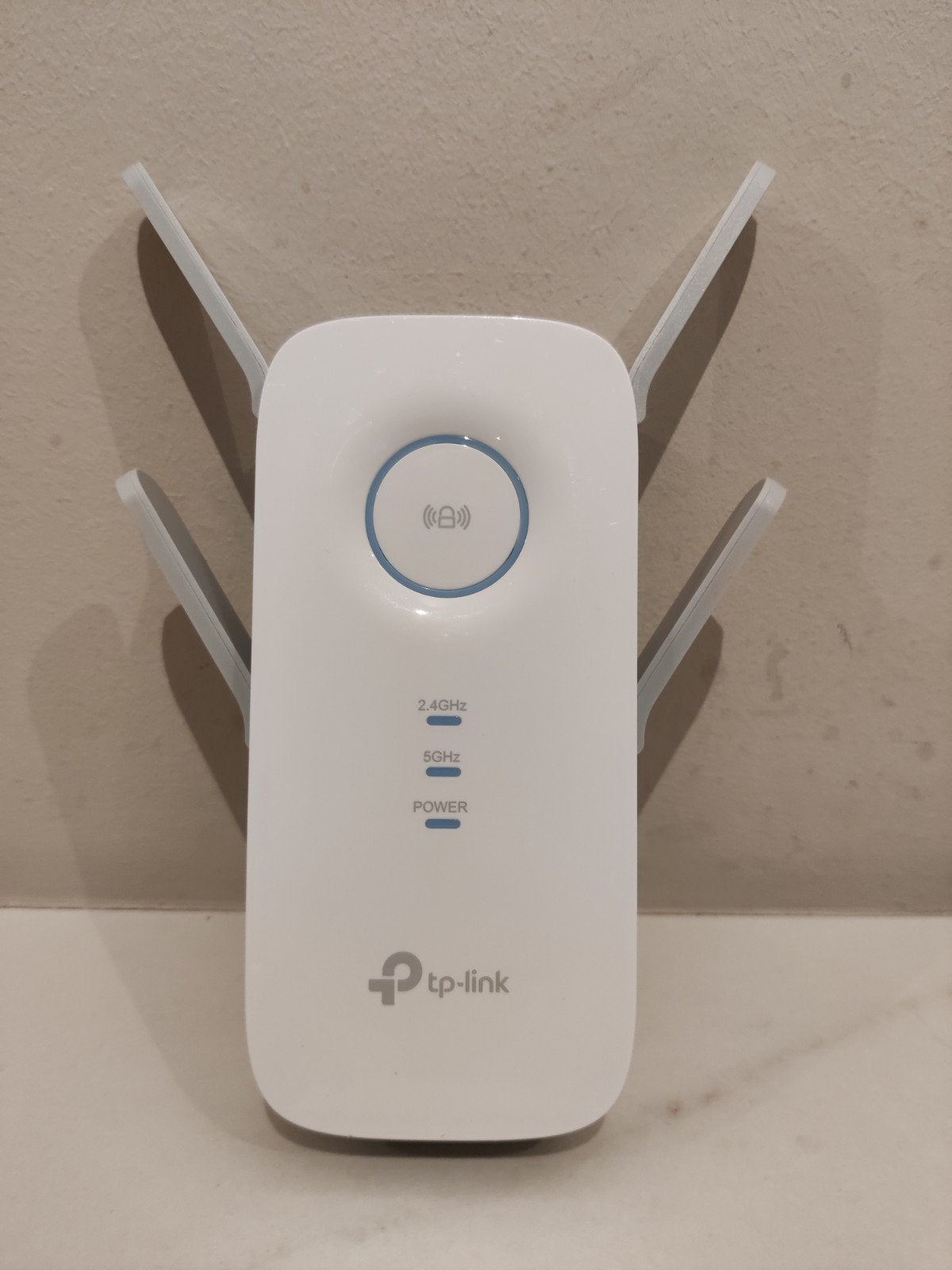 TP-Link RE650 AC2600 MU-MIMO Wi-Fi Range Extender, Ophalen of Verzenden, Zo goed als nieuw, TP-Link
