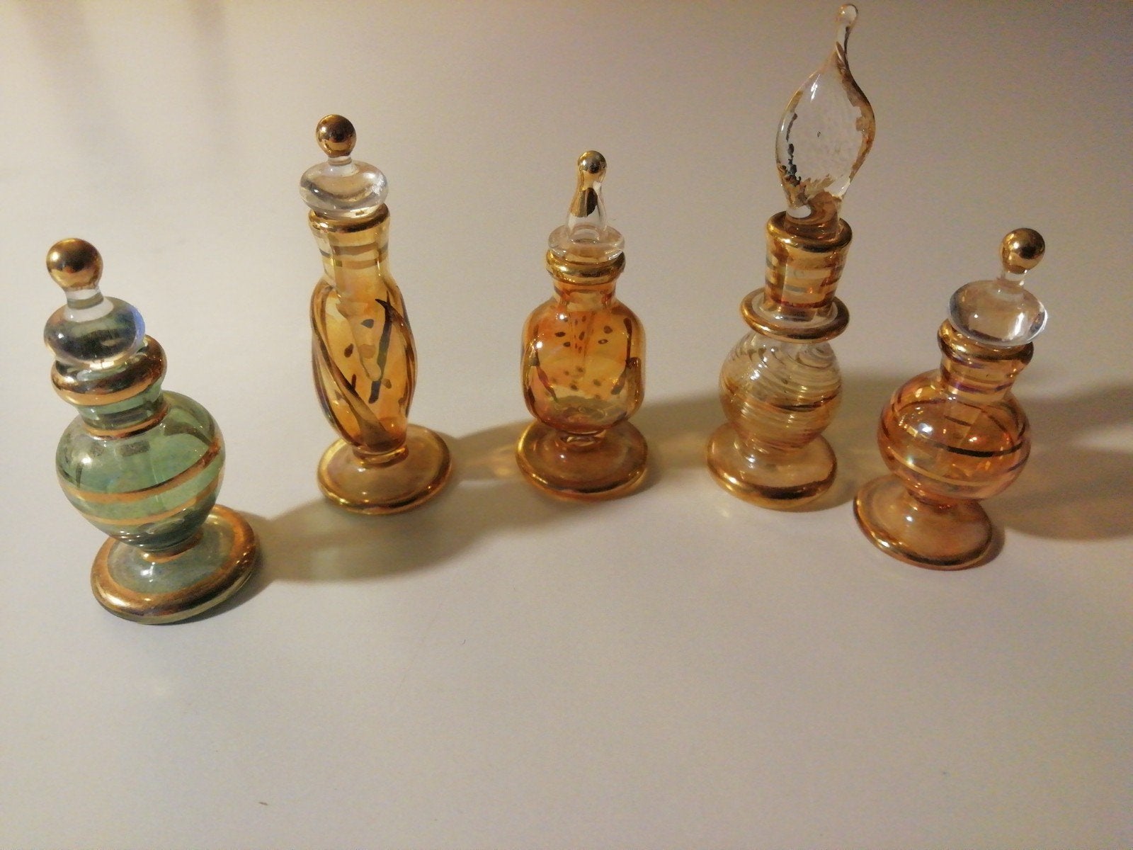 5 Egyptische parfumflesjes van glas, handgeblazen, Ophalen of Verzenden