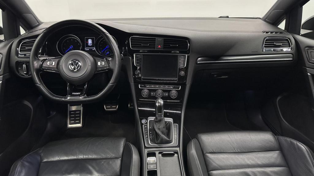 Volkswagen Golf 2.0 TSI R 4Motion PANO LEER ADAPTIEF CRUISE., Auto's, Volkswagen, Automaat, Gebruikt, 4 cilinders, Zwart