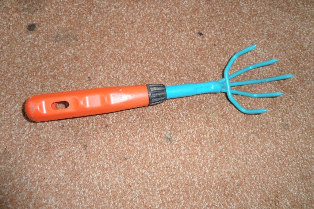 Gardena handklauwtje cq handkrabber - Werkbreedte 7cm, Ophalen, Zo goed als nieuw, Hark, Gardena
