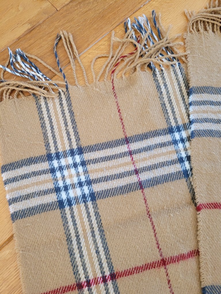 Burberrie zachte warme sjaal shawl omslagdoek zgan, Ophalen of Verzenden, Zo goed als nieuw, Overige maten, Sjaal