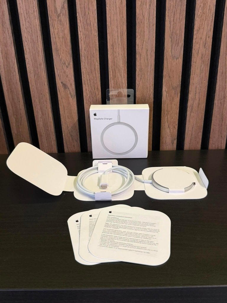 Originele Apple MagSafe Charger – Nieuw & Geseald, Telecommunicatie, Mobiele telefoons | Telefoon-opladers, USB-C, Draadloze oplader