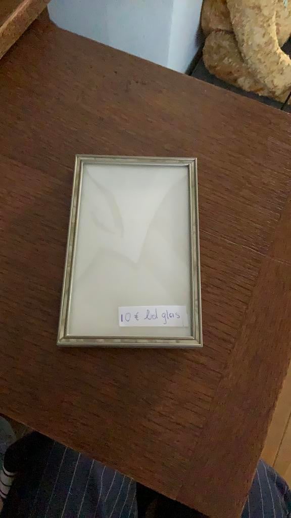 Oud fotolijstje met bolglas 14-9 cm, Ophalen, Zo goed als nieuw