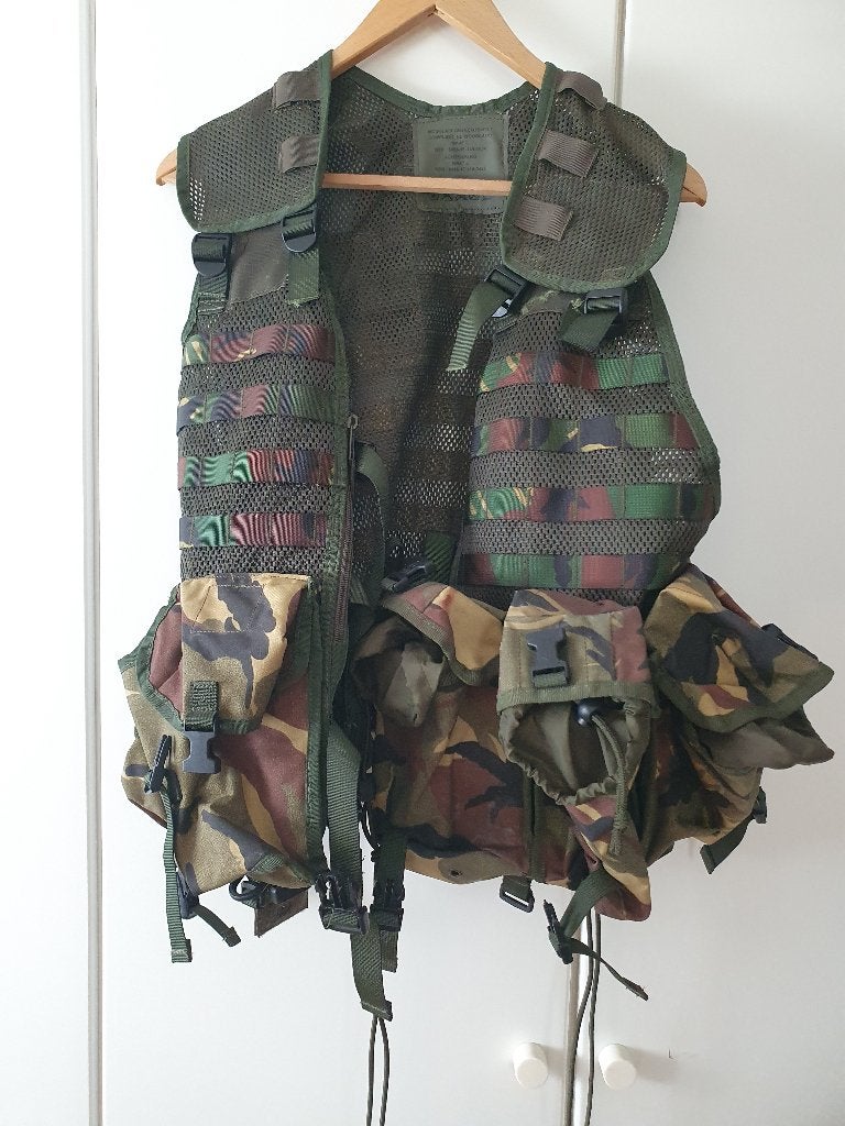 Modulair gevechtsvest, compleet, woodland., Verzamelen, Militaria | Algemeen, Ophalen of Verzenden, Landmacht, Nederland, Overige typen