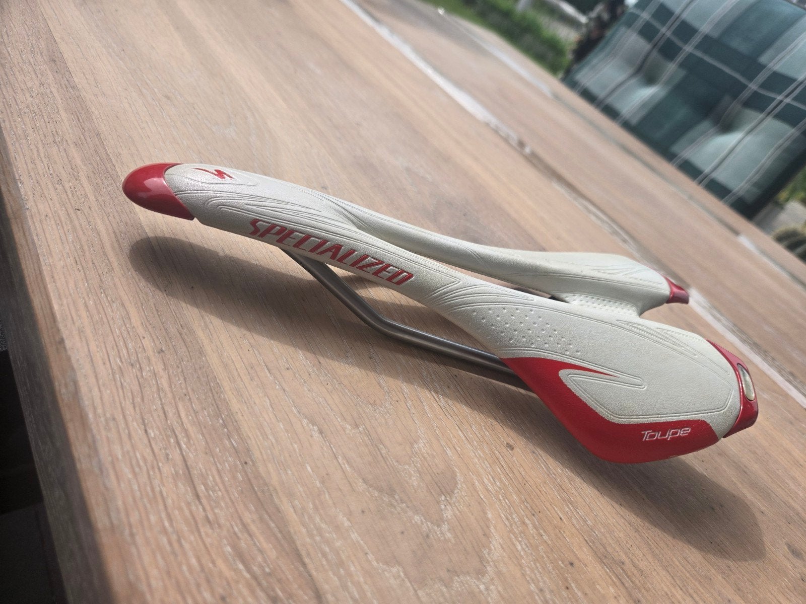 Specialized Toupe Zadel - Wit/Rood, Fietsen en Brommers, Specialized, Gebruikt, Racefiets, Kunststof