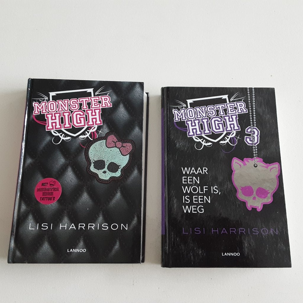 Monster High boeken, Boeken, Ophalen, Zo goed als nieuw