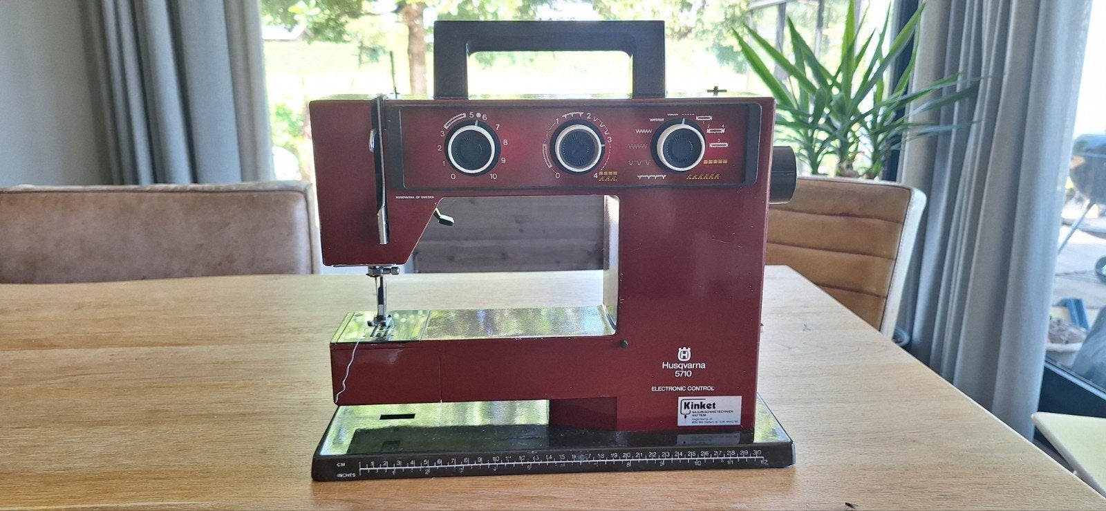 Husqvarna 2101 Naaimachine - Vintage en Functioneel, Ophalen, Gebruikt, Naaimachine, Husqvarna