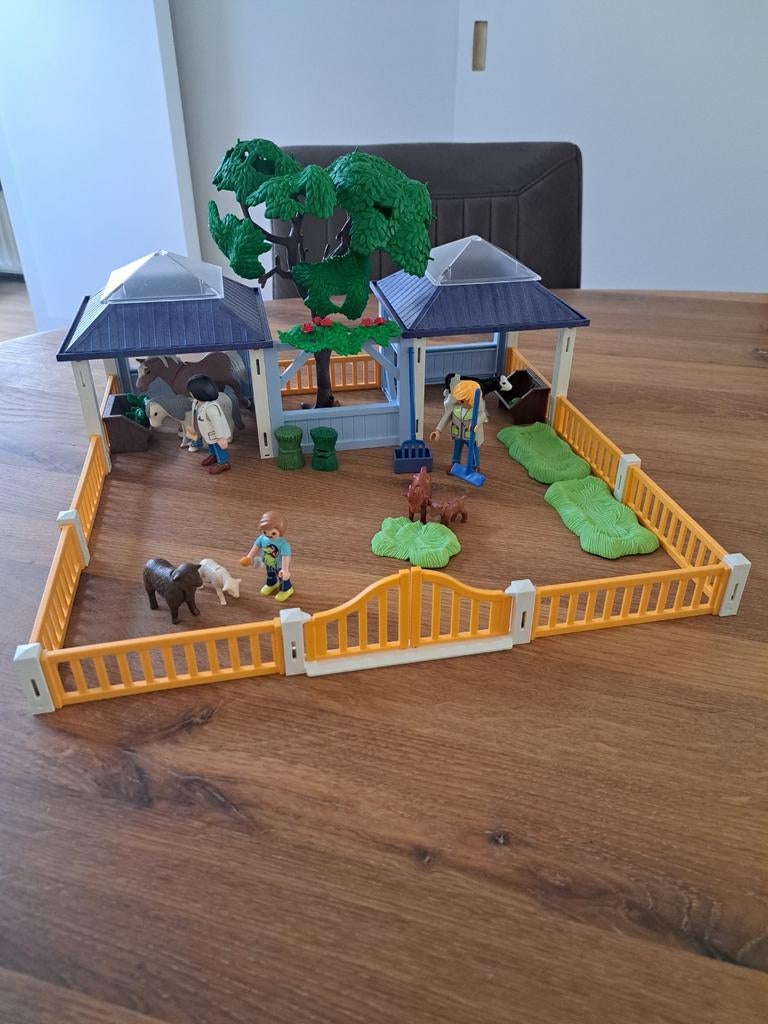 Playmobil Dierenkliniek met dieren en figuren, Ophalen of Verzenden, Gebruikt