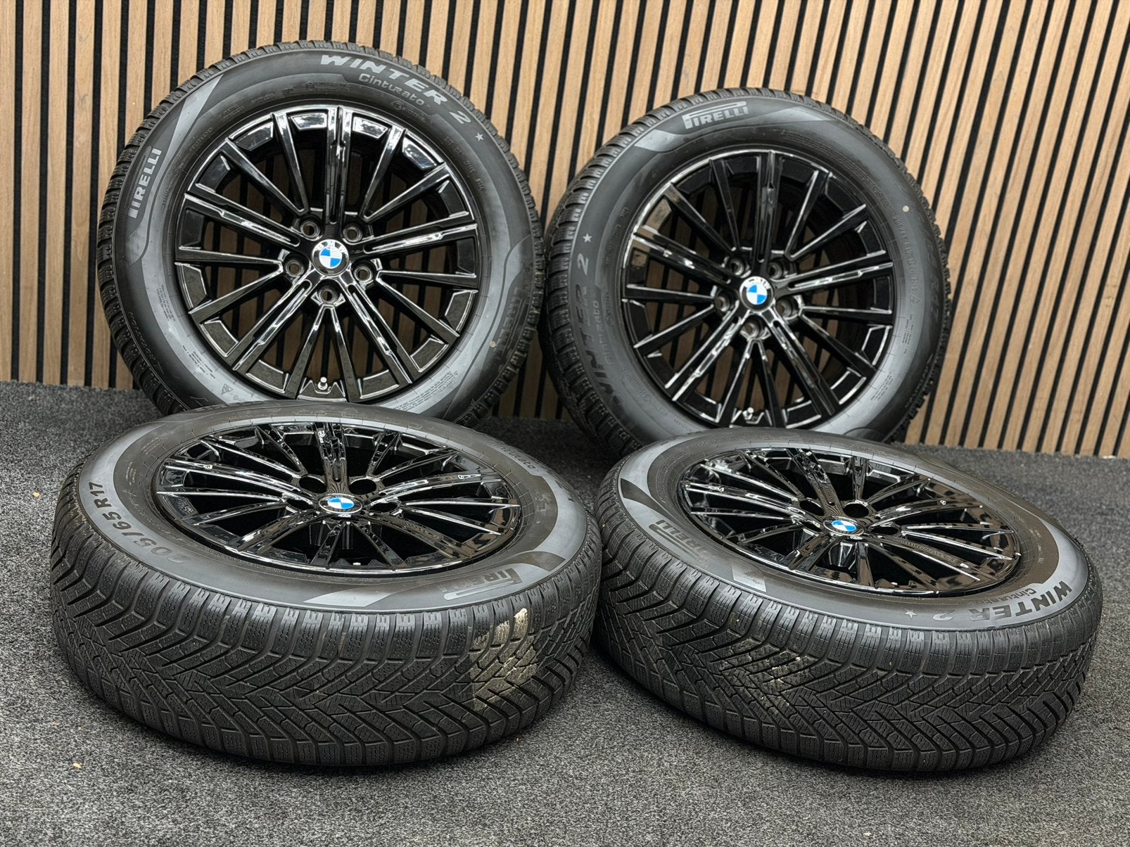Originele 17 inch BMW X1 U11 X2 U10 833 5x112 ET41 Pirelli, Ophalen, ., Banden en Velgen, 17 inch