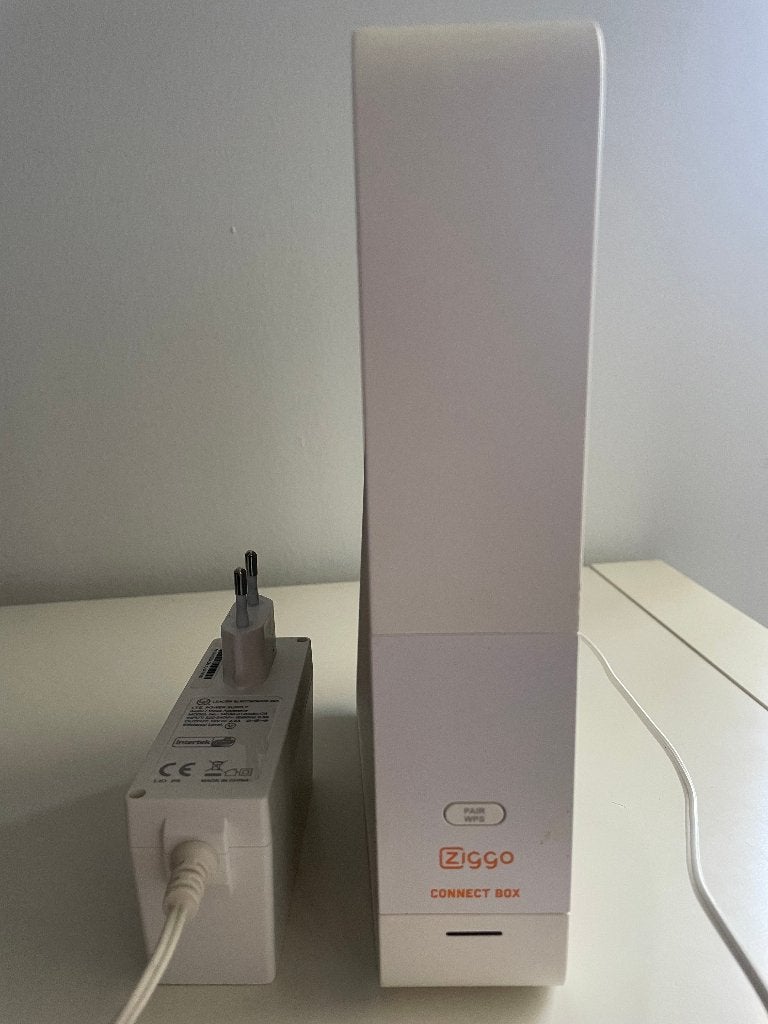 Connect Box + Humax 5300C Digitale tv ontvanger, Ophalen, Gebruikt, Decoder