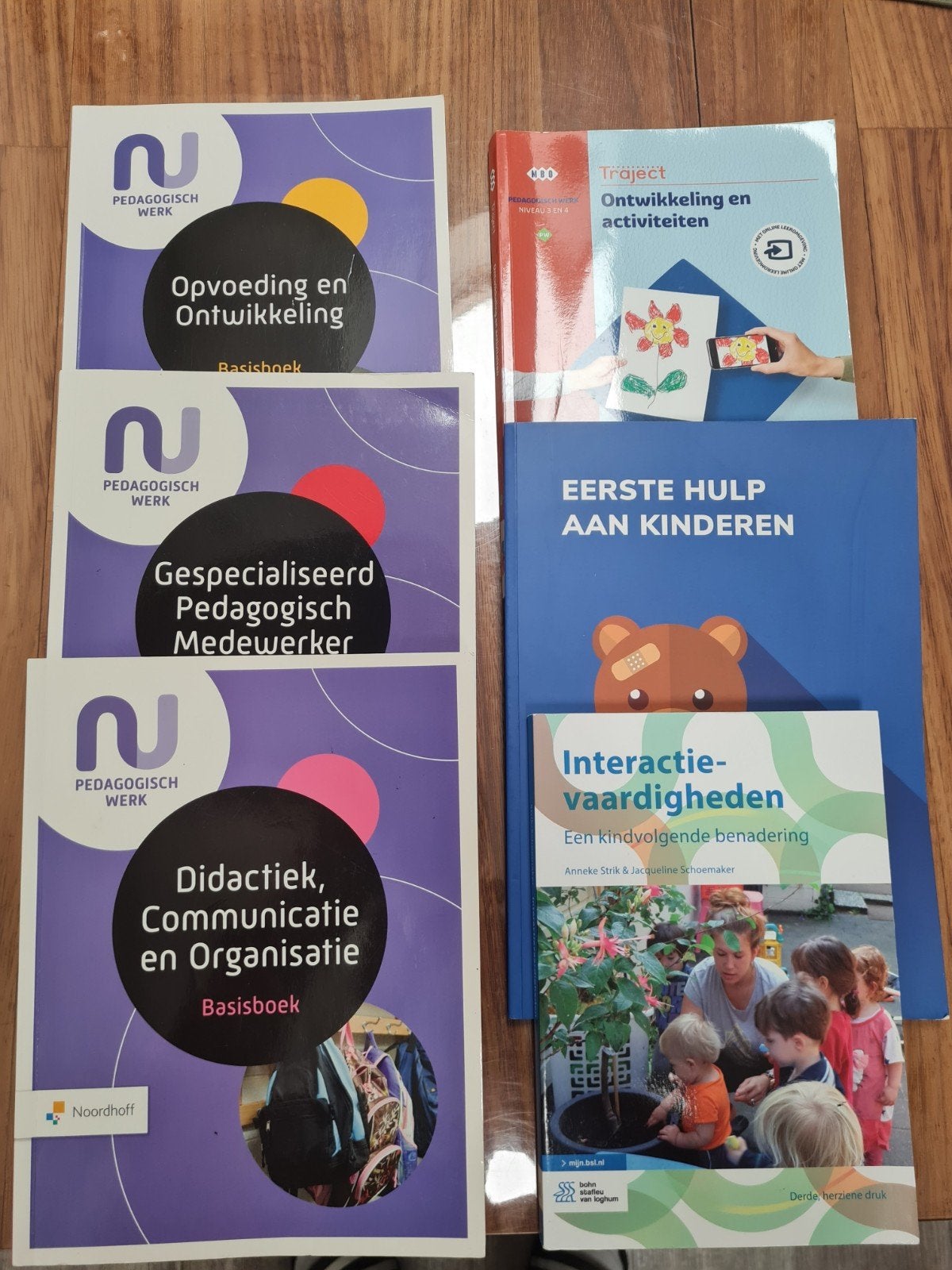 MBO pakket studieboeken Pedagogiek (niveau 4), Boeken, Schoolboeken, Ophalen of Verzenden, Zo goed als nieuw, Overige niveaus