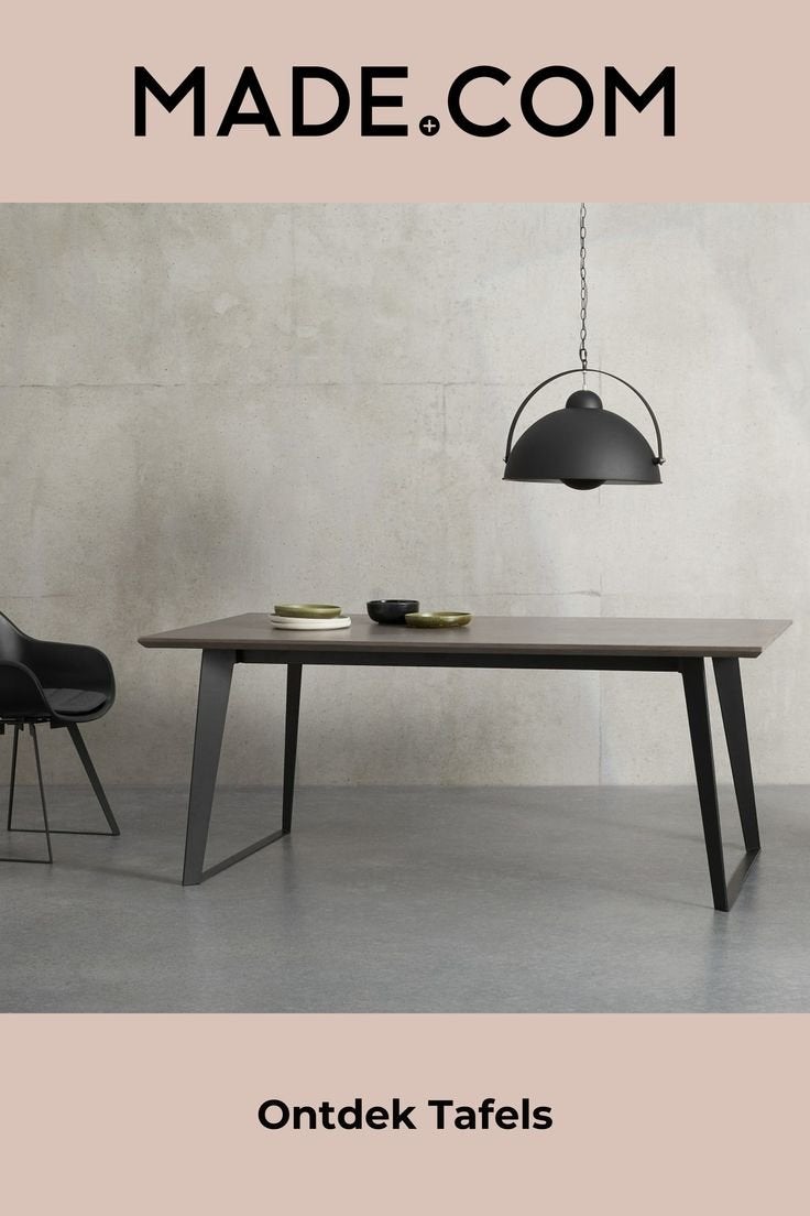 Made Boone Eettafel - Betongrijs met Zwart Frame, Ophalen, Gebruikt, 50 tot 100 cm, 150 tot 200 cm