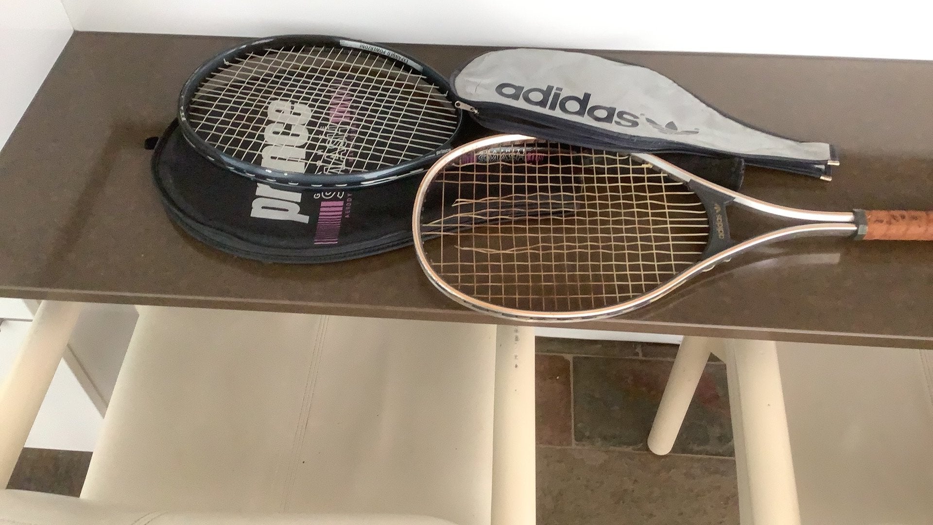 Twee tennisrackets. Prince/Adidas met beschermhoezen., Ophalen of Verzenden, Gebruikt, Racket, Prince