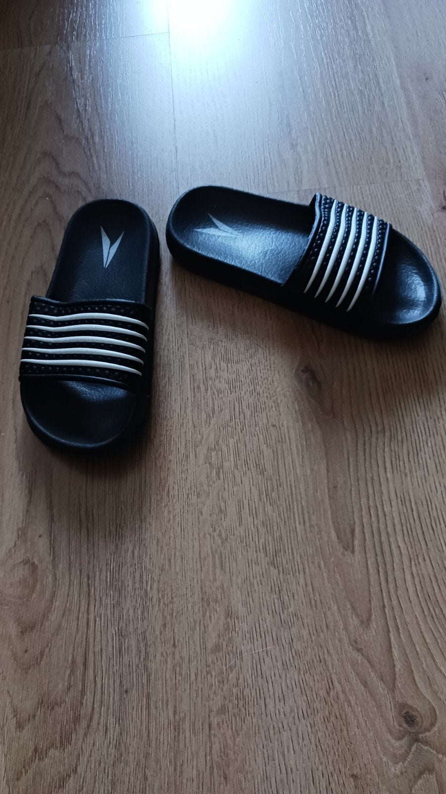 slippers maat 30, Gebruikt, Jongen of Meisje, Overige typen, Ophalen of Verzenden