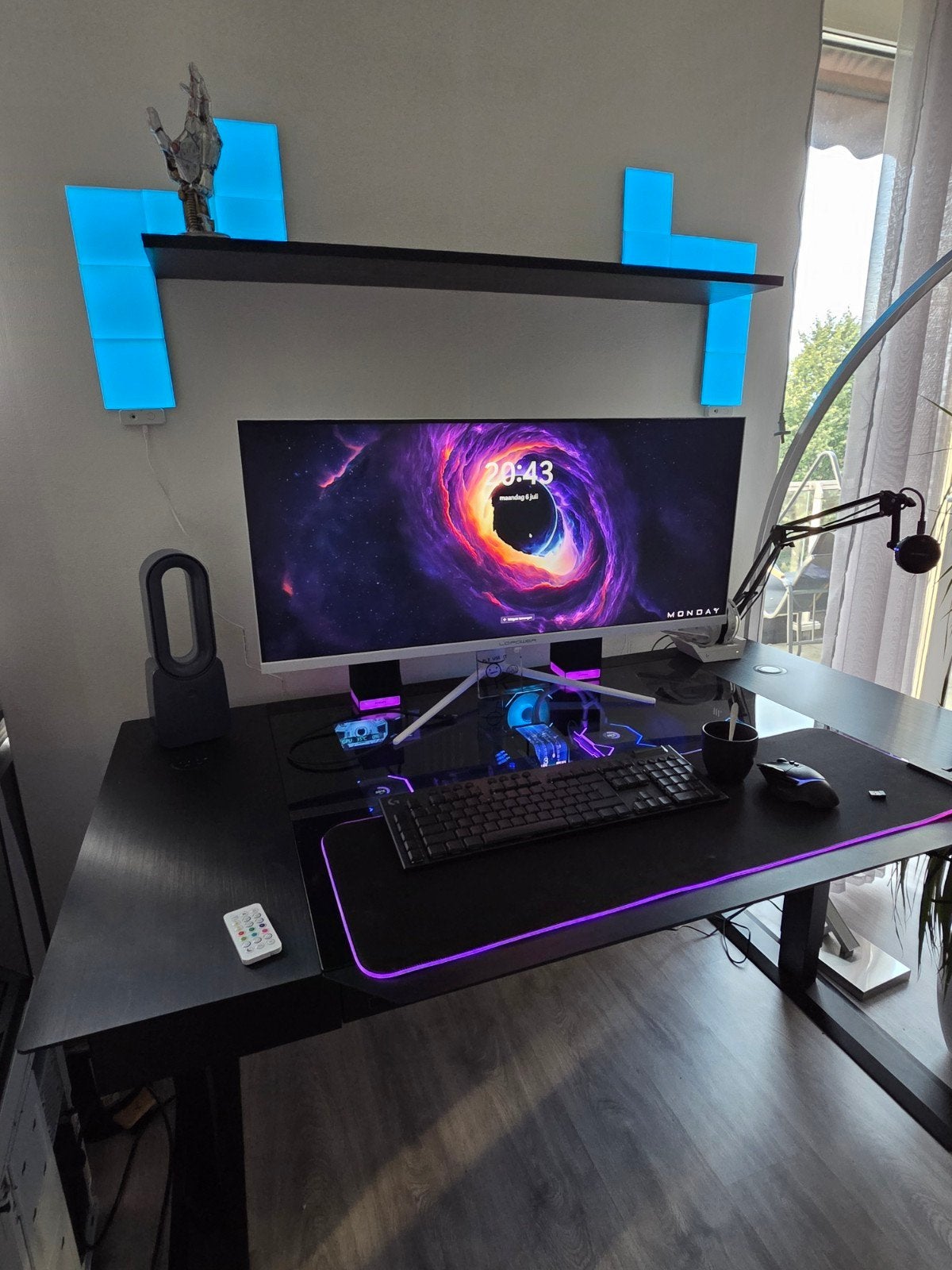 Lian Li Gaming PC Bureau - Ingebouwde PC, Ophalen, 64 GB of meer, Zo goed als nieuw, AMD Ryzen 9