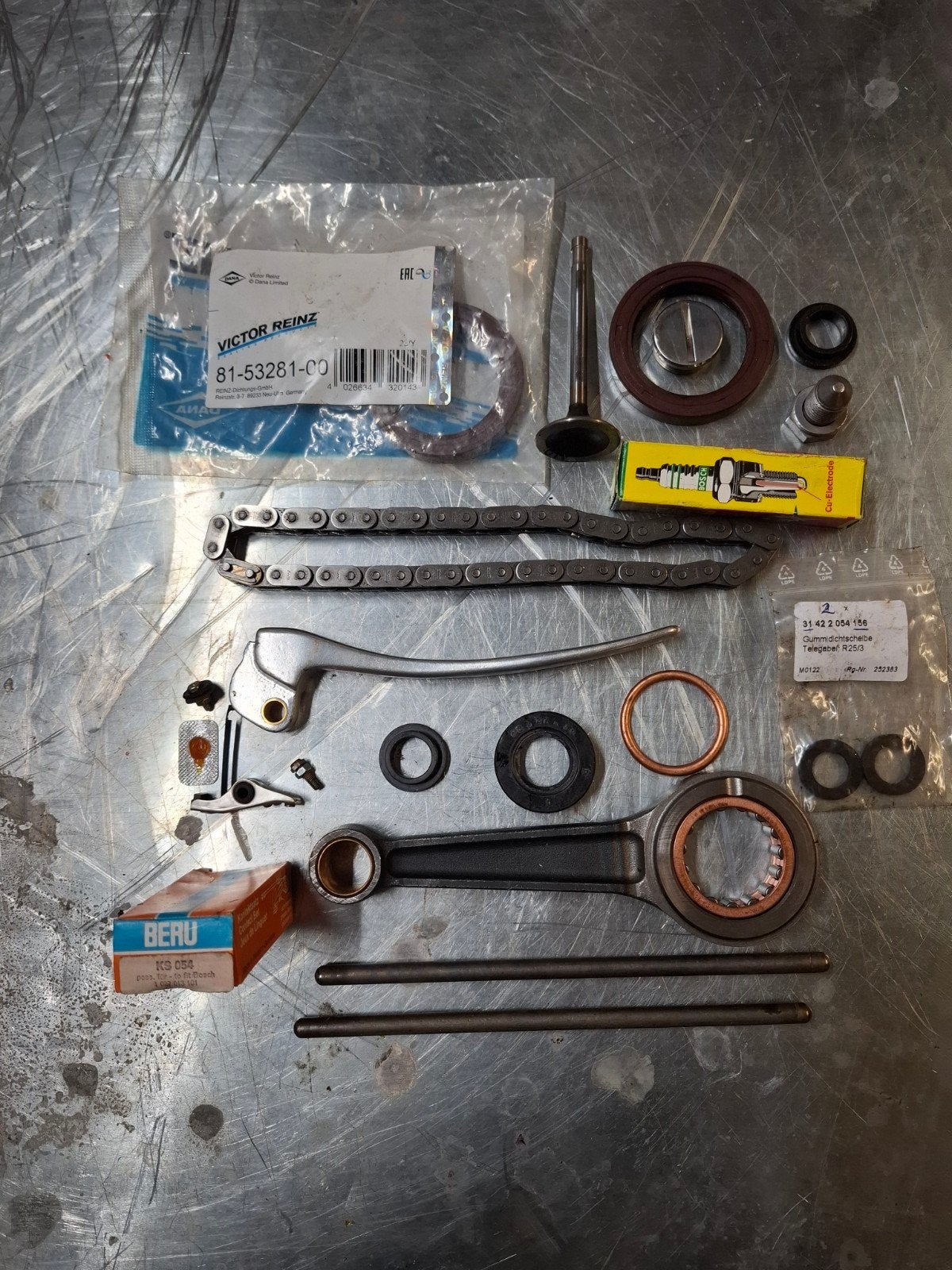 BMW R25 nieuwe onderdelen, Motoren, Ophalen of Verzenden