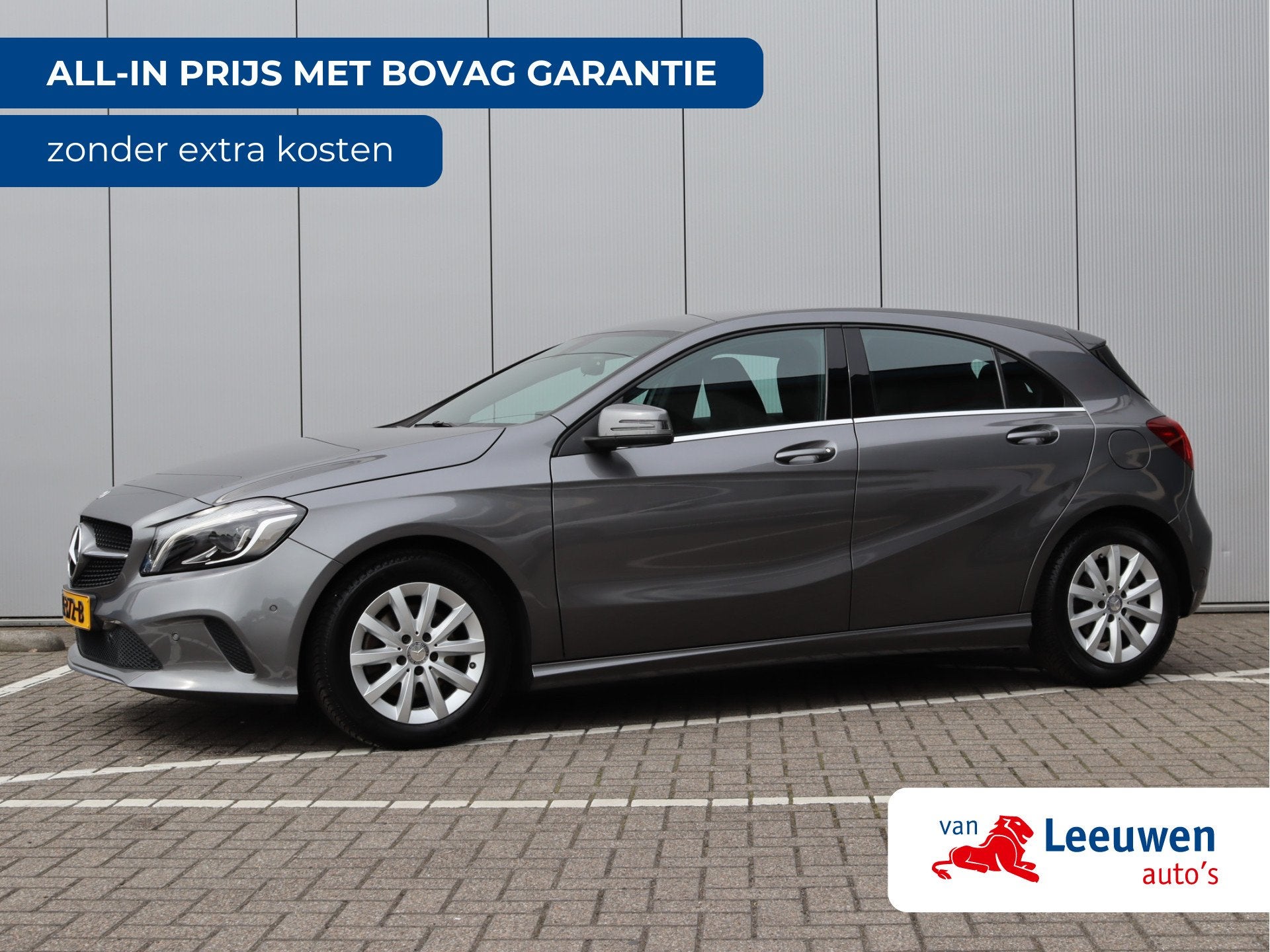 Mercedes-Benz A-Klasse 180 Ambition | Trekhaak | Navigatie |, 12 maanden, Stof, Gebruikt, 4 cilinders