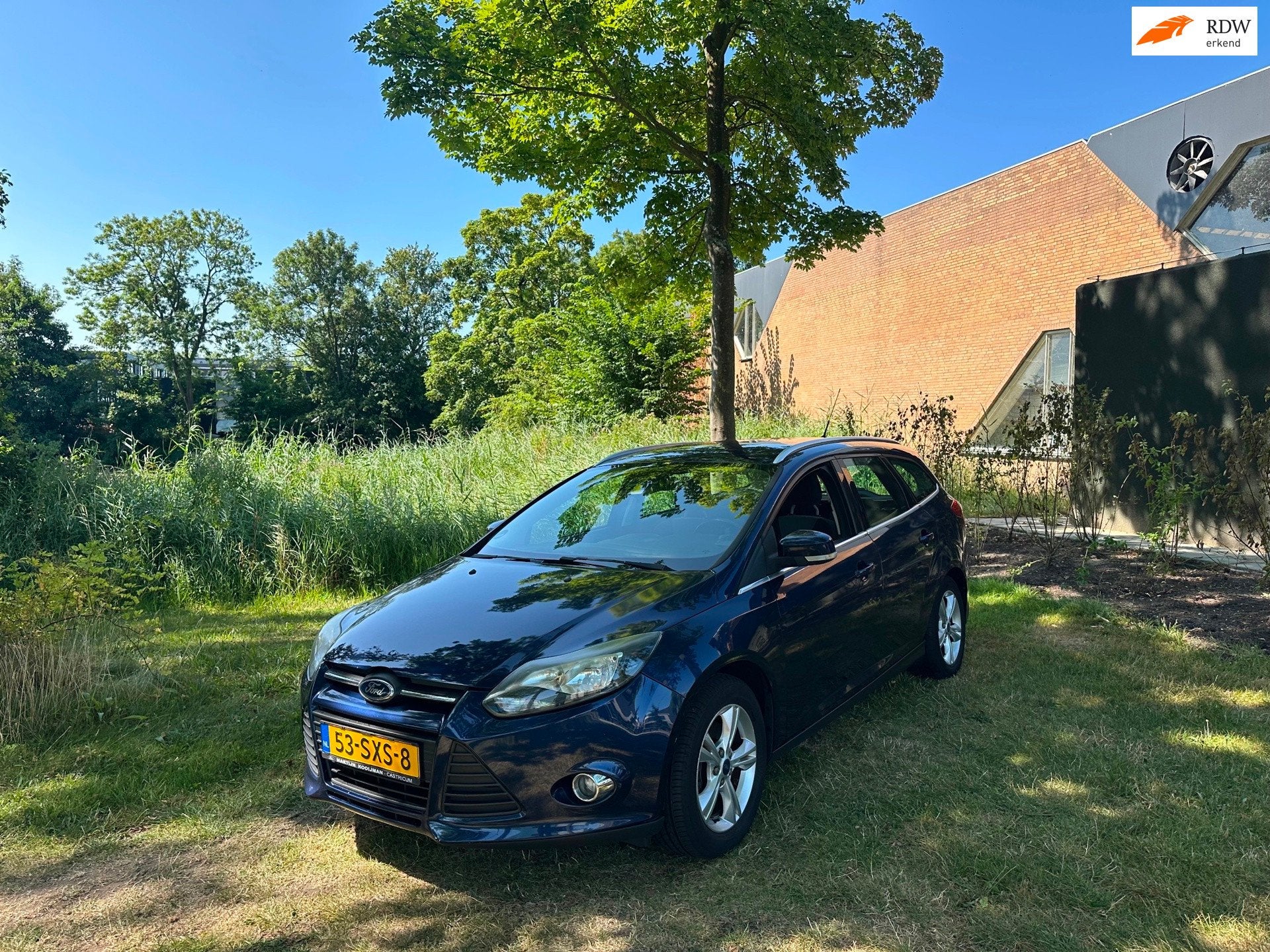 Ford Focus Wagon 1.6 EcoBoost Trend Sport Airco Cruise PDC, Auto's, 1258 kg, 4 cilinders, 150 pk, Blauw