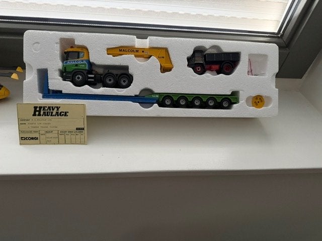 Corgi - Scania Tractor Unit - W.H.Malcolm Ltd Heavy Haulage, Ophalen, Zo goed als nieuw, Bus of Vrachtwagen, Corgi