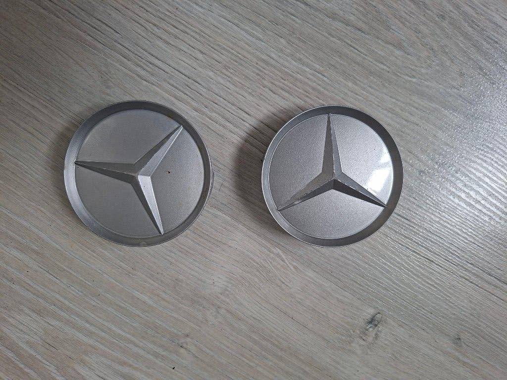 2 naafdoppen mercedes, Auto diversen, Wieldoppen, Ophalen of Verzenden, Gebruikt