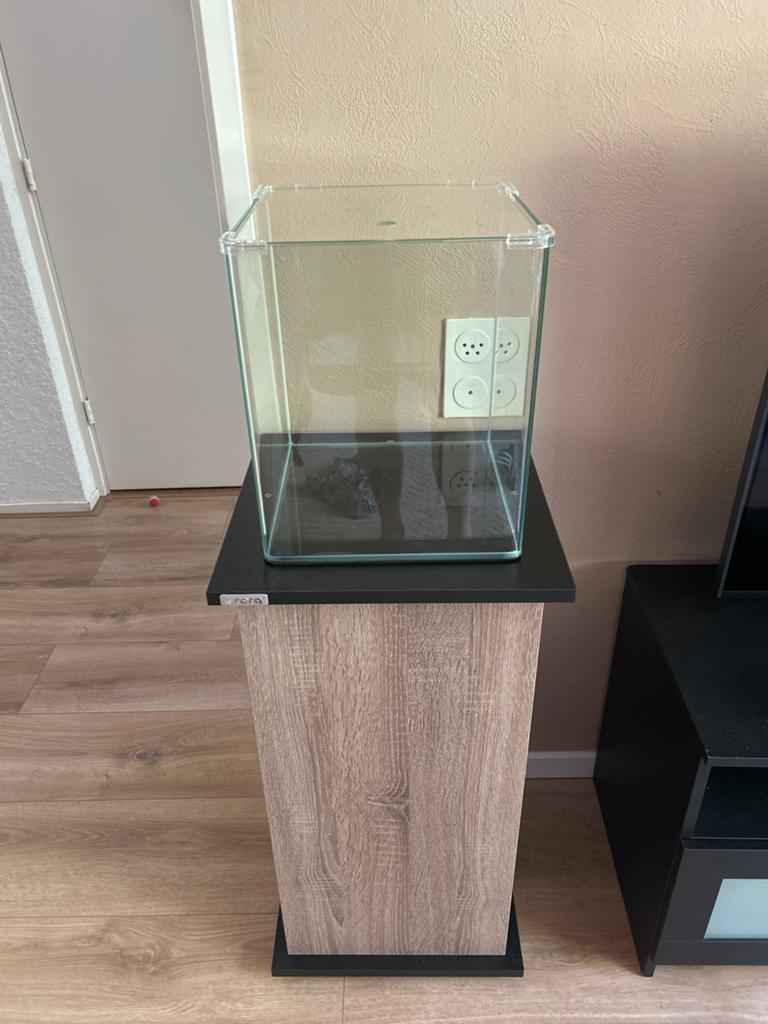 Aquarium Nanocube 30L + kastje & attributen, Dieren en Toebehoren, Vissen | Aquaria en Toebehoren, Zo goed als nieuw, Leeg aquarium