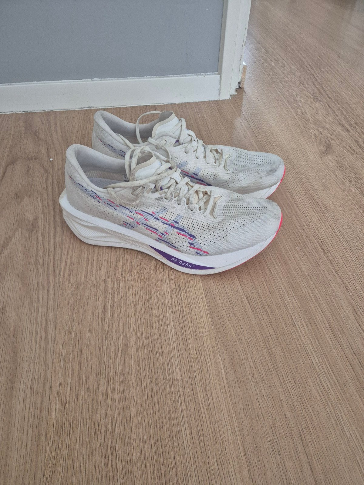 ASICS Sonicblast Hardloopschoenen - Maat 46.5, Sport en Fitness, Loopsport en Atletiek, Gebruikt, Hardloopschoenen, Asics, Ophalen of Verzenden