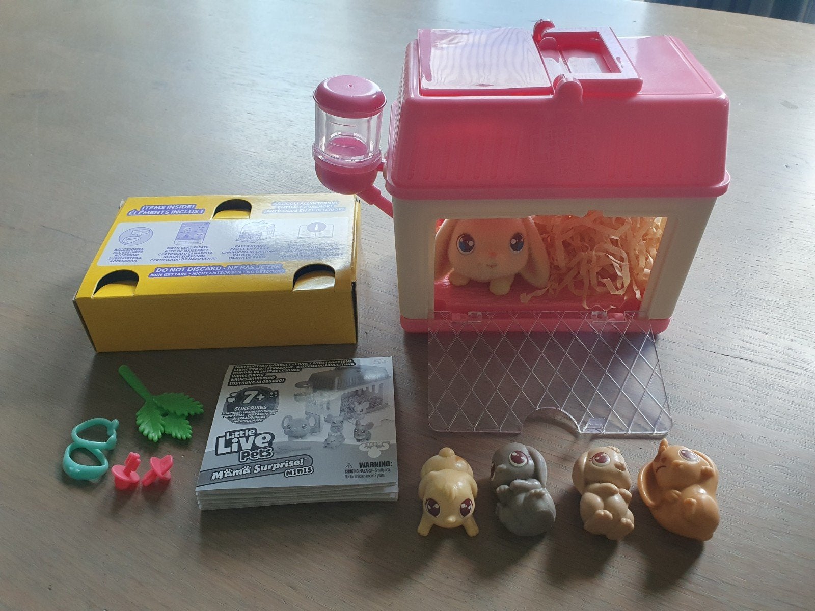 Little Live Pets Mama Surprise Konijntjes met hok, Ophalen of Verzenden, Zo goed als nieuw, Jongen of Meisje
