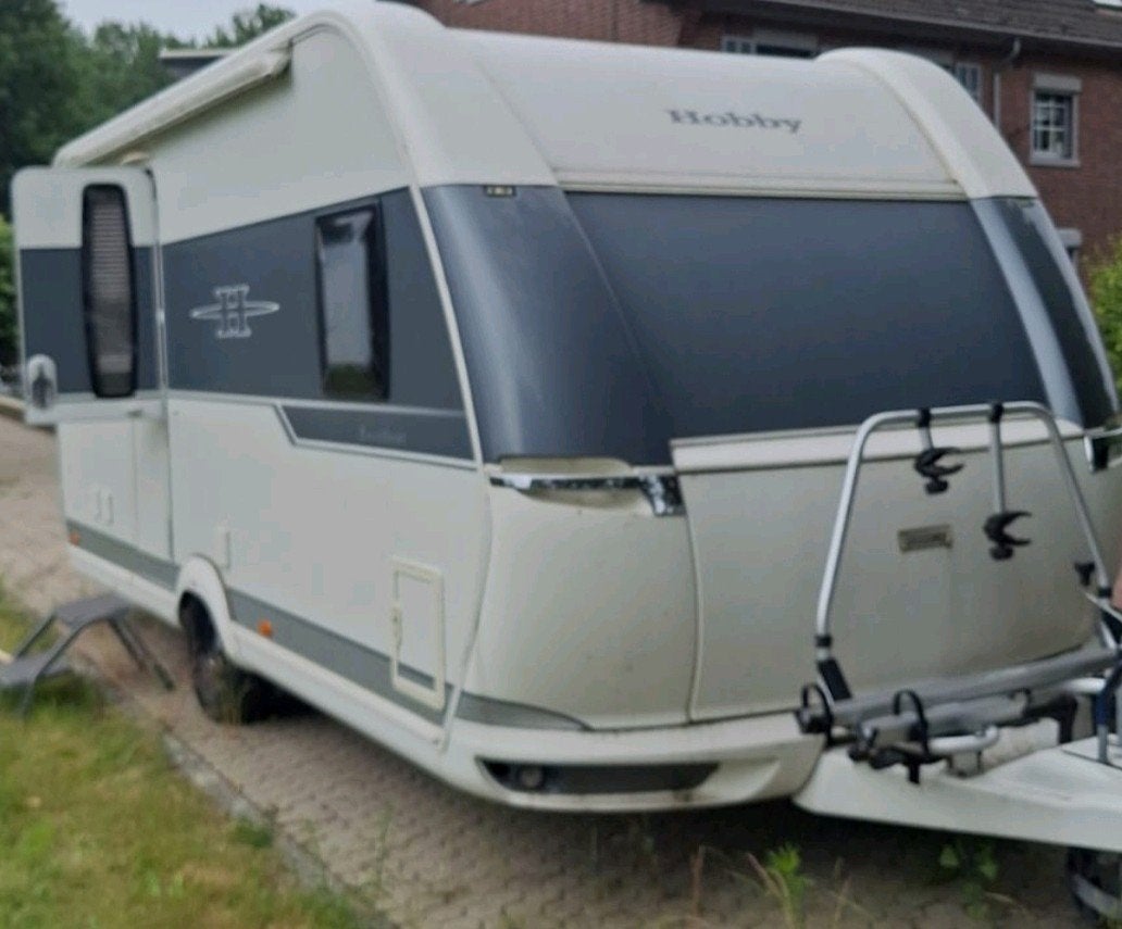 Caravan Hobby 460 UFE BJ 2014.  Zeer compleet. Incl.Voortent, Rondzit, Hobby, Particulier, Tot en met 4