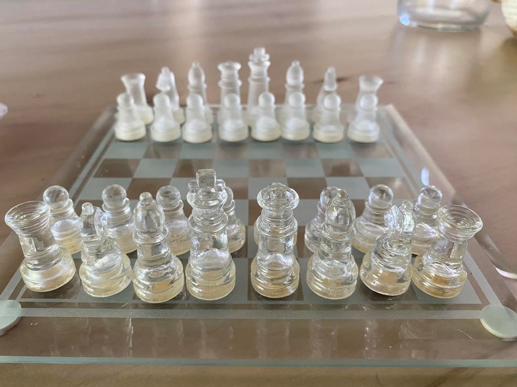 Mooi schaakspel glas, Ophalen of Verzenden, Minder dan 500 stukjes, Zo goed als nieuw