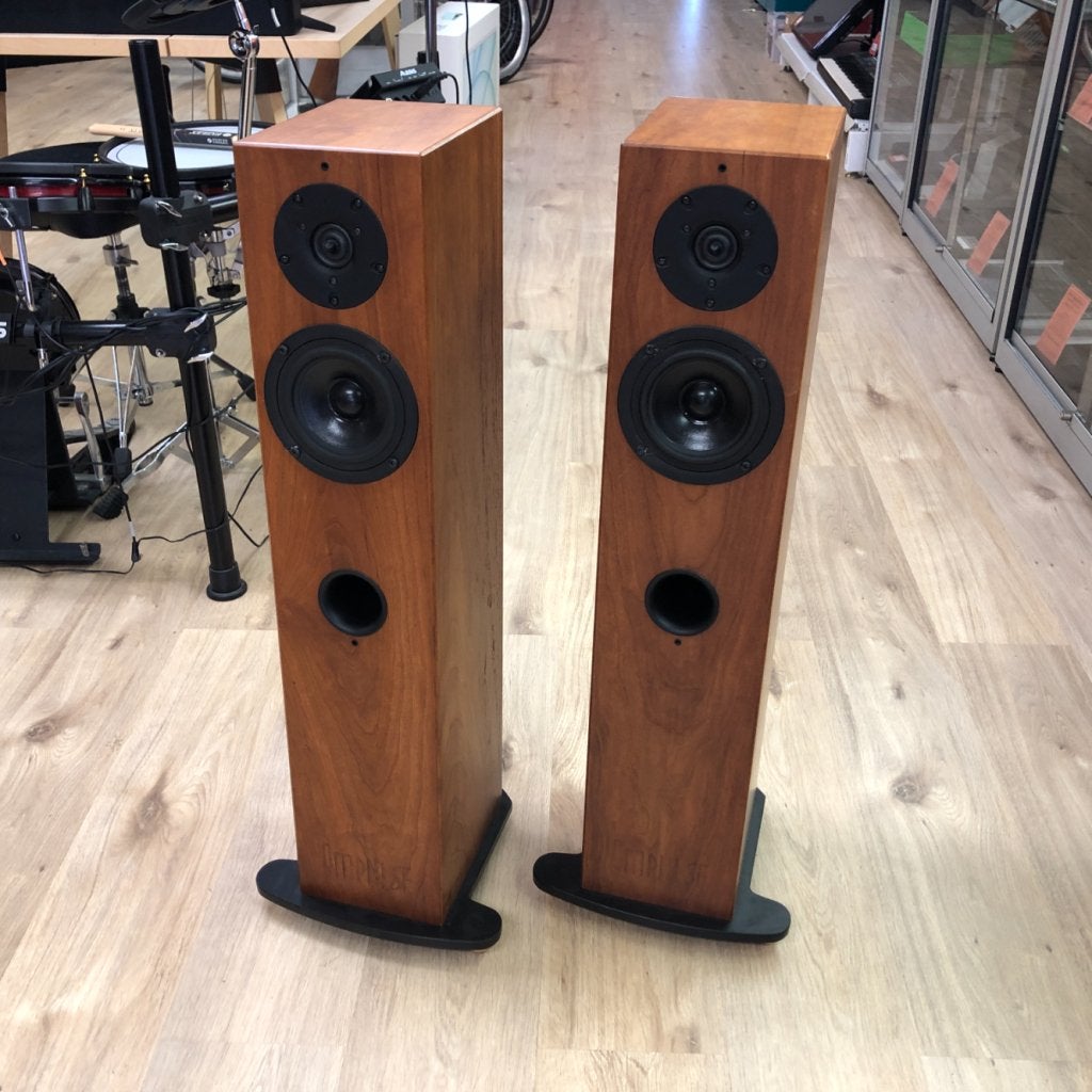 Impulse Verso Luidspeakers | 6 Ohm | Excl stofkappen, Flex Ltd., Zo goed als nieuw, https://flex.com/contact-us, Nobelstraat 10, 5807 GA Oostrum LB, Limburg, Nederland