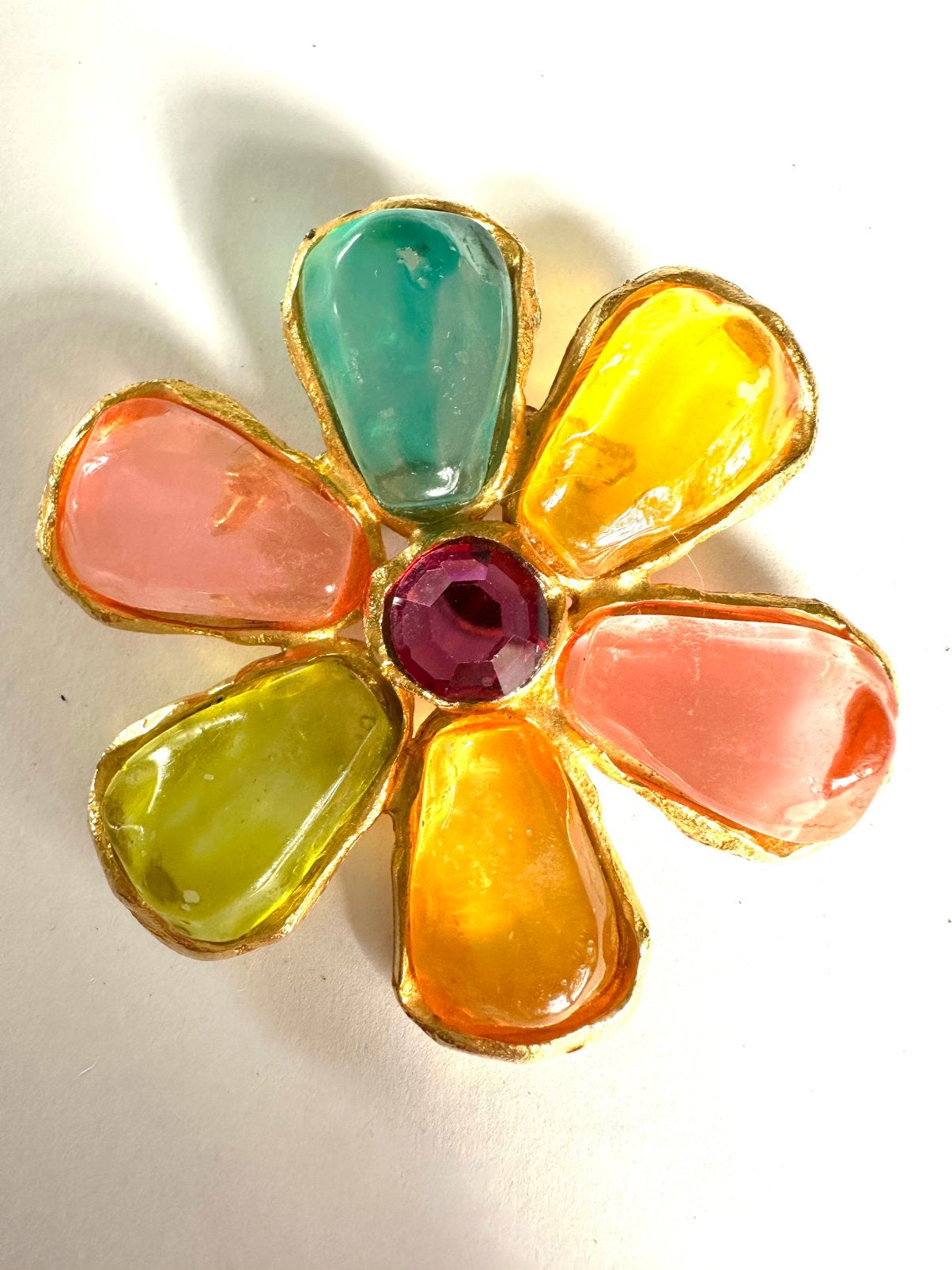 Franse vintage gripoix broche bloem, Overige materialen, Overige kleuren, Verzenden, Zo goed als nieuw