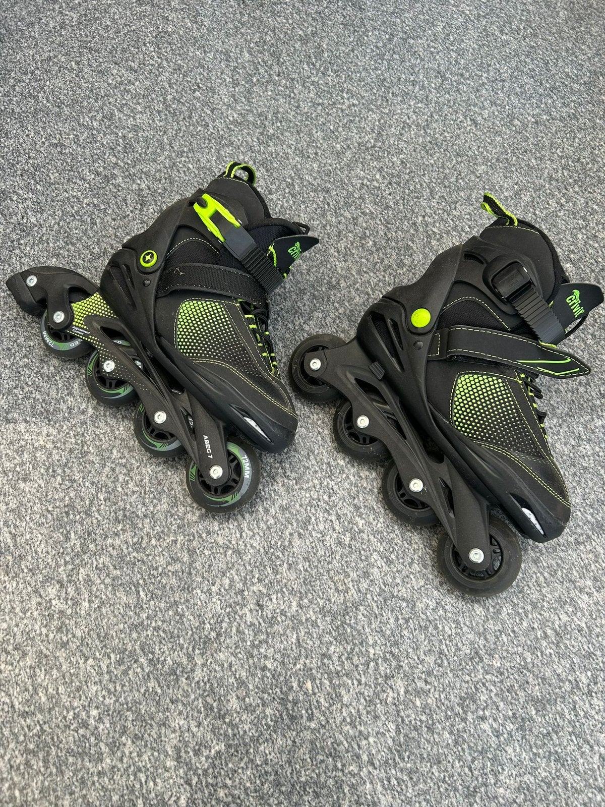 Skeelers maat 33-37, Sport en Fitness, Skeelers, Ophalen of Verzenden, Verstelbaar, Zo goed als nieuw, Inline skates 4 wielen