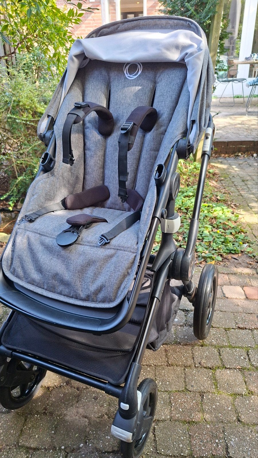 Foto 3 van Bugaboo Fox 3 en: Winterhoes, Zomerkap, Parasol, regenhoes