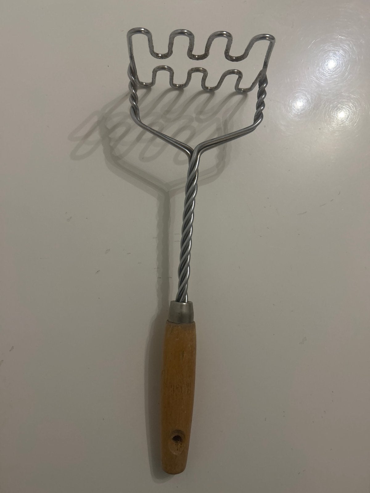 Aardappelstamper met houten handvat - 32x11 cm, Overige typen, Ophalen of Verzenden, Zo goed als nieuw, Metaal