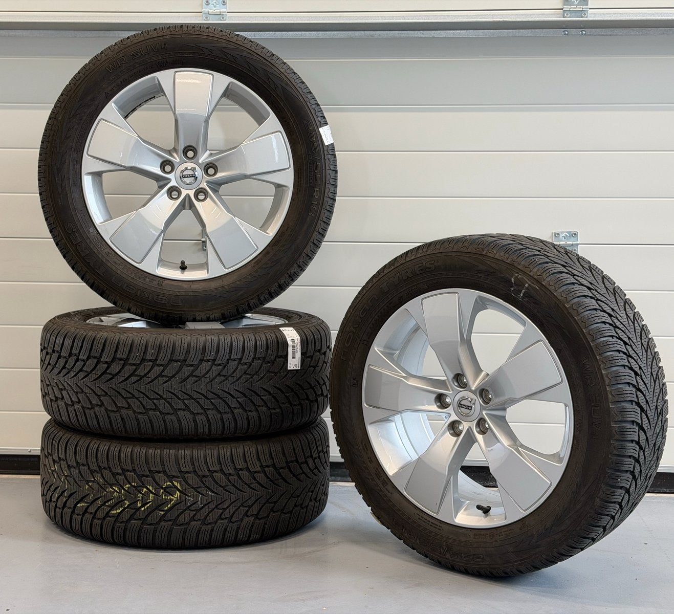 Winterset Volvo  XC40/XC60 235/55 R18 - set in goede staat, Ophalen, 18 inch, Gebruikt, Banden en Velgen