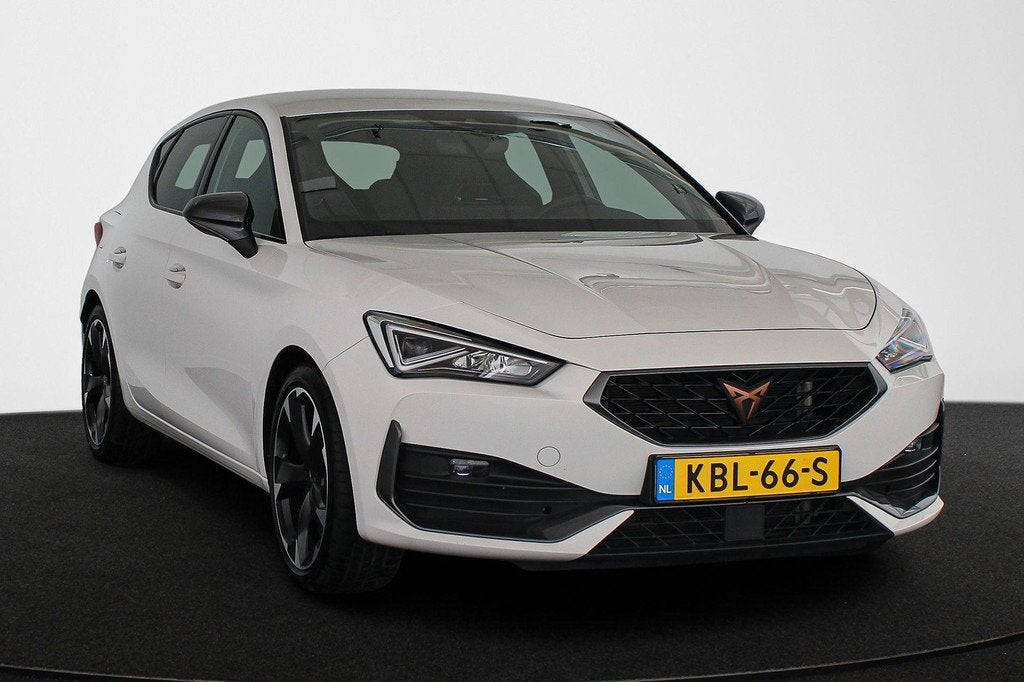 CUPRA Leon 1.4 e-Hybrid SOH 99% Stoelverwarming Apple CarPla, Auto's, Cupra, Stof, Gebruikt, 4 cilinders, Leon