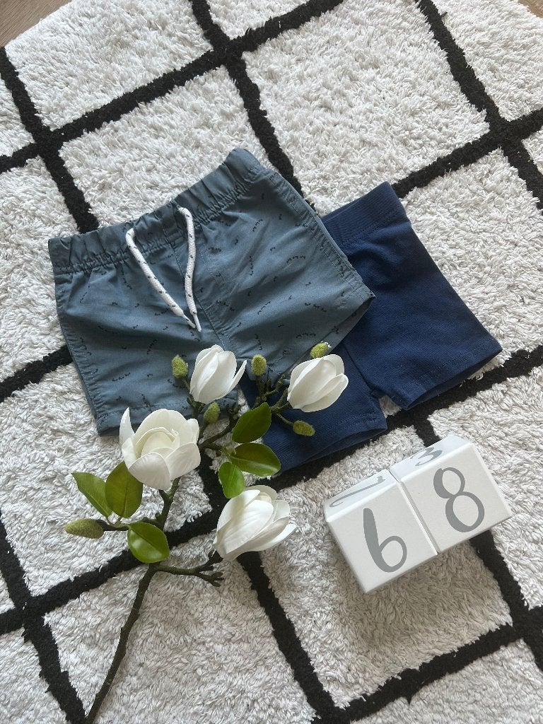 Heel goed 2x blauw Zeeman korte broek shorts 68 zwembroek s, Kinderen en Baby's, Babykleding | Maat 68, Zeeman, Broekje, Jongetje of Meisje