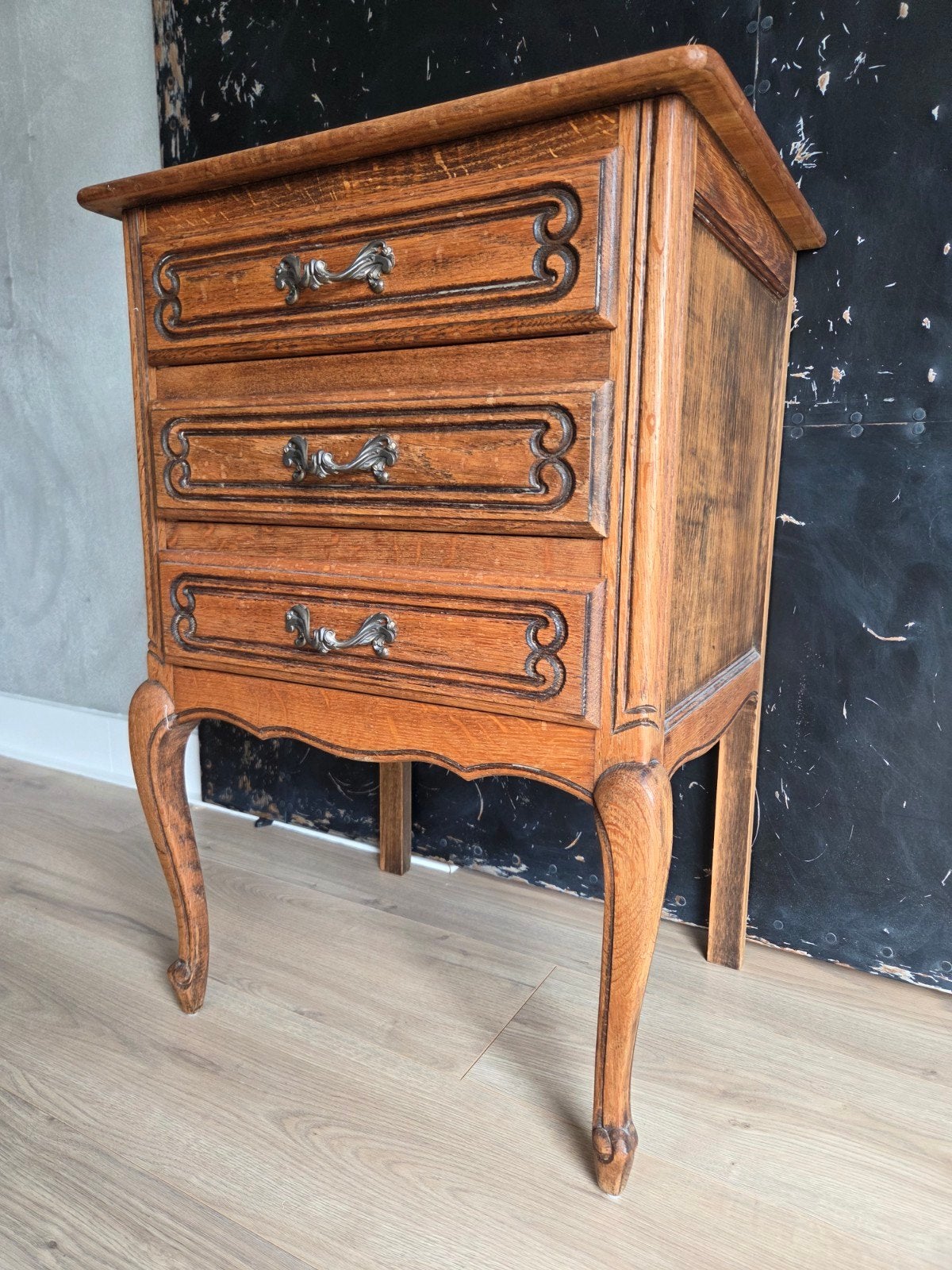 Queen Anne stijl kastje eikenhout 71x50x39 cm, Huis en Inrichting, Ophalen, Queen Anne, Eikenhout, 50 tot 100 cm
