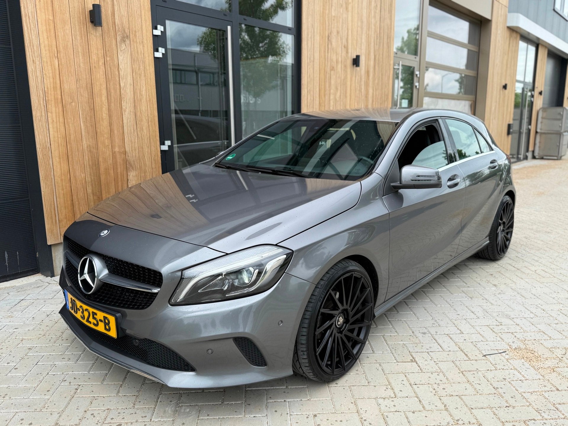 Mercedes-Benz A-klasse A180 d Business (bj 2016) XENON/FACEL, Auto's, Mercedes-Benz, Voorwielaandrijving, Gebruikt, 4 cilinders