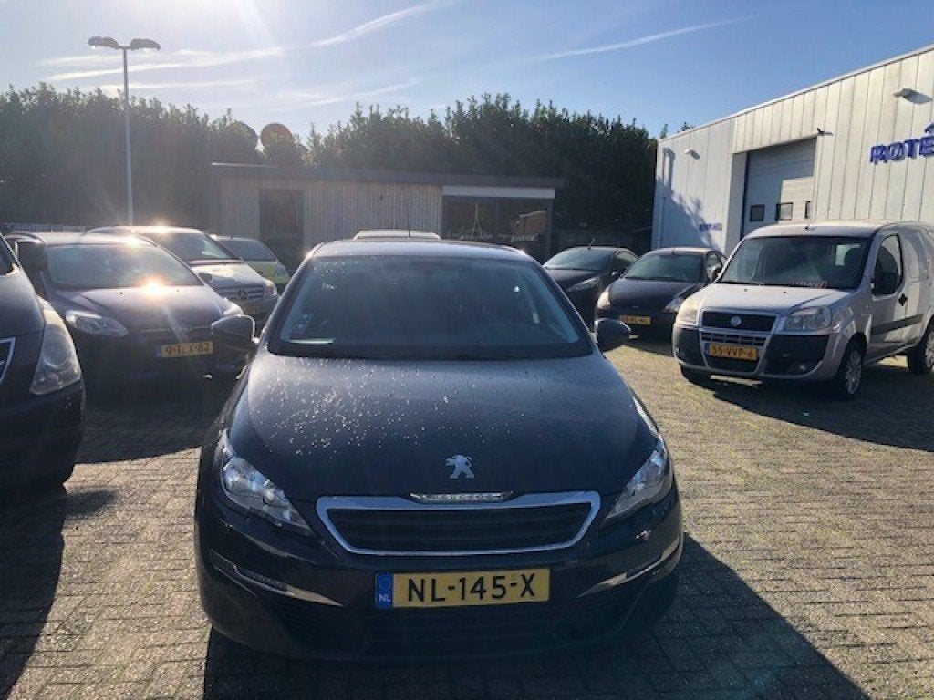 Peugeot 308 1.2 PURET.BLUE L. EXPORT!!! EXPORT!!!! EXPORT!!!, Voorwielaandrijving, Gebruikt, Euro 6, 1199 cc