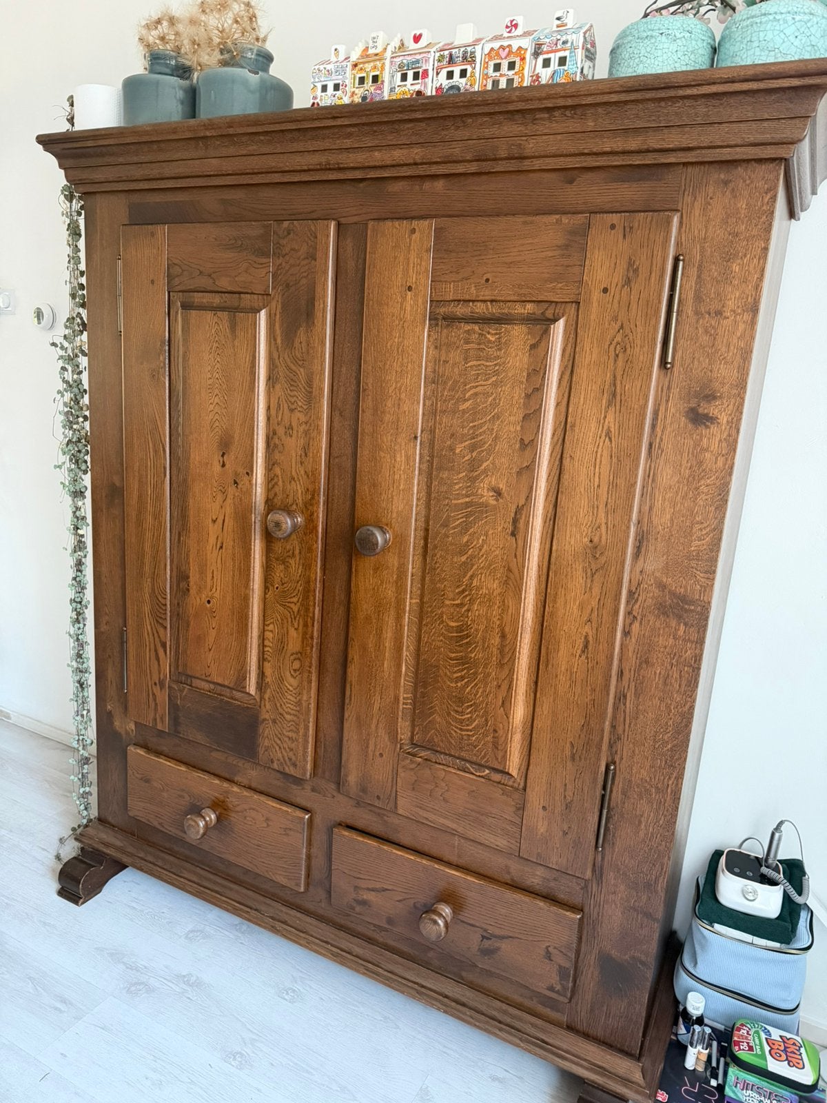 EIKEN KAST, Ophalen