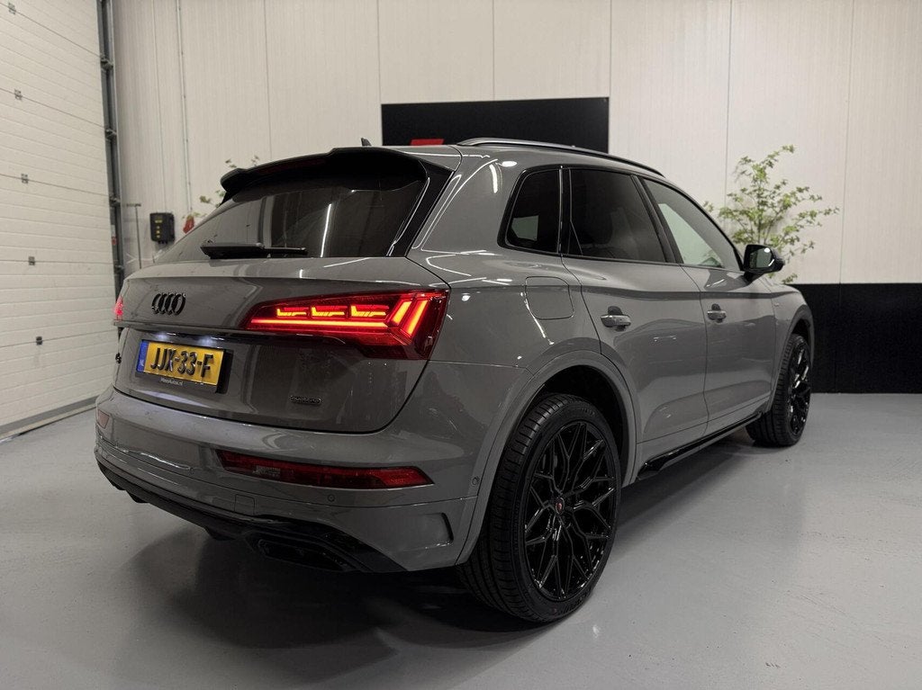 Audi Q5 55 TFSI e S edition Competition|Pano|B&O|HUD|Keyless, Gebruikt, 4 cilinders, Adaptive Cruise Control, Leder
