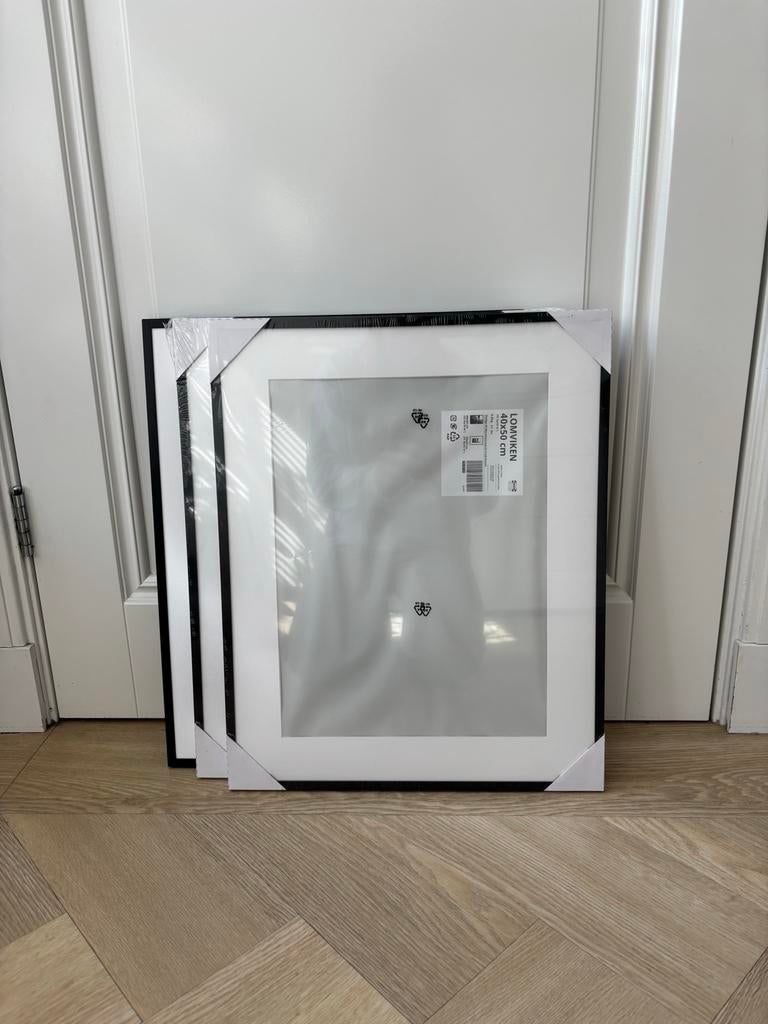 IKEA LOMVIKEN Lijst 40x50 cm - Nieuw in verpakking, Huis en Inrichting, Woonaccessoires | Lijsten, Ophalen, Minder dan 50 cm, 50 tot 75 cm
