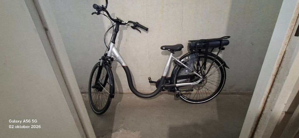 Forza damesfiets met lage instap en inklapbare pedalen, (Extra) lage instap, Schijfrem, Ophalen, Overige merken