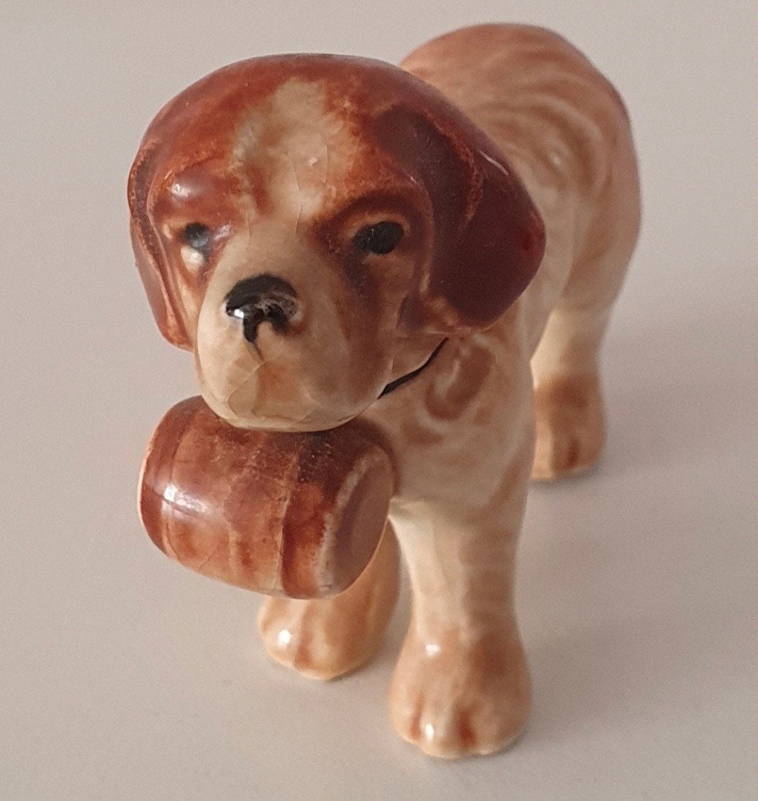 vintage klein Goebel beeldje sint bernhard hond, Ophalen of Verzenden, Zo goed als nieuw, Dier