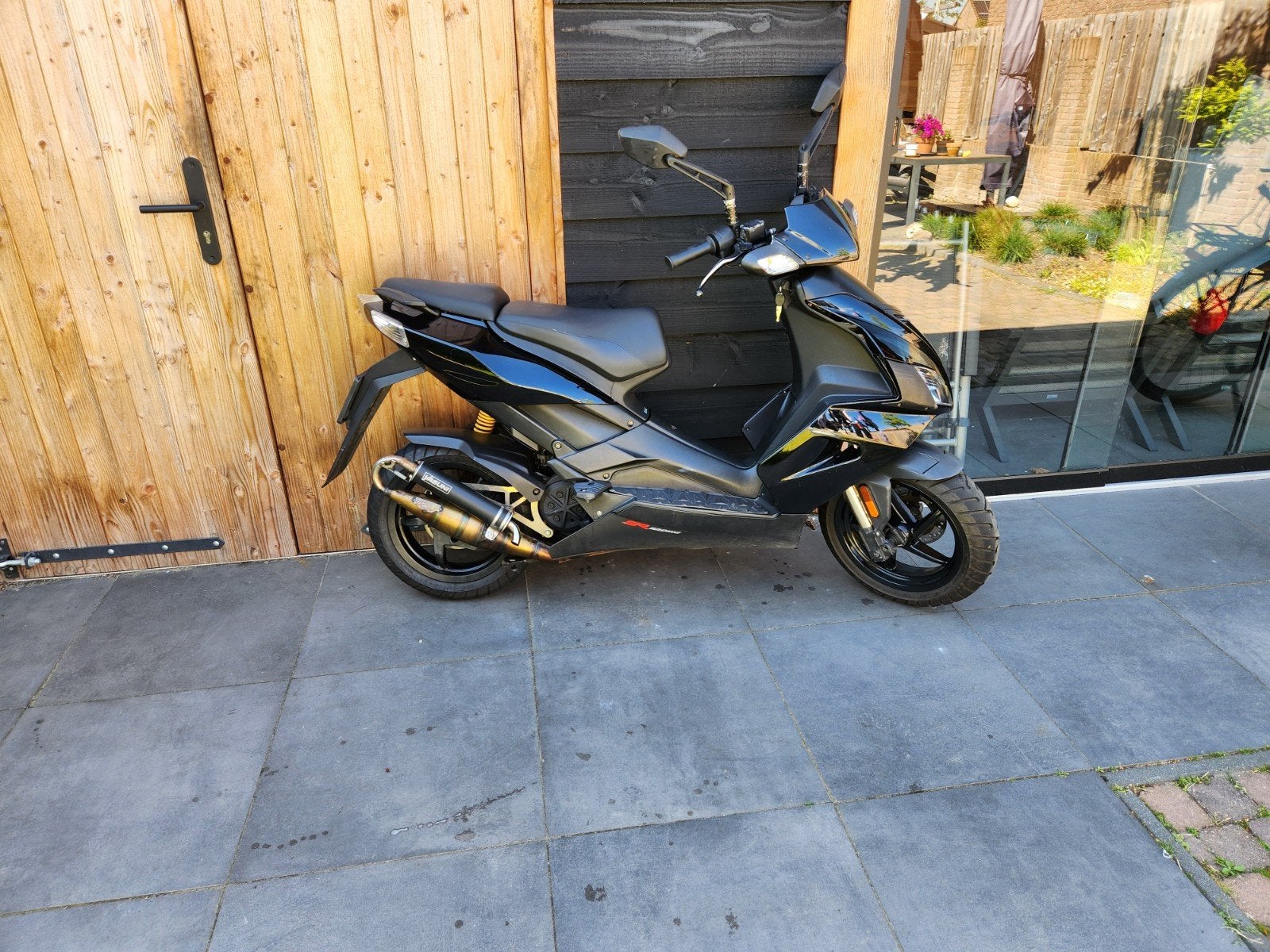 Aprilia sr50 LC 2013, Ophalen, Tweetakt, Gebruikt, Maximaal 45 km/u