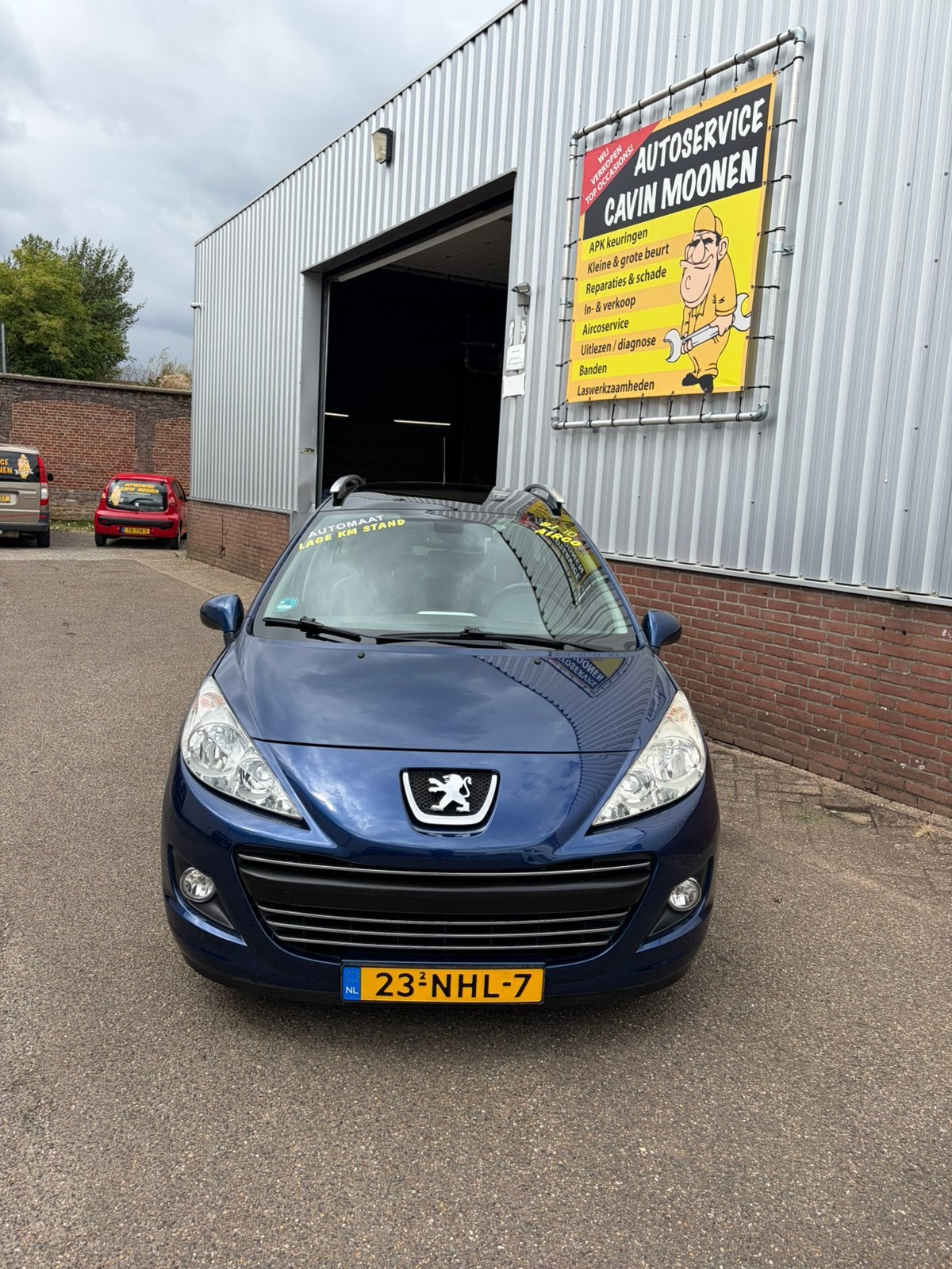 Peugeot 207 1.6 16V SW AUTOMAAT full option, 15 km/l, Zwart, Blauw, Automatische klimaatregeling