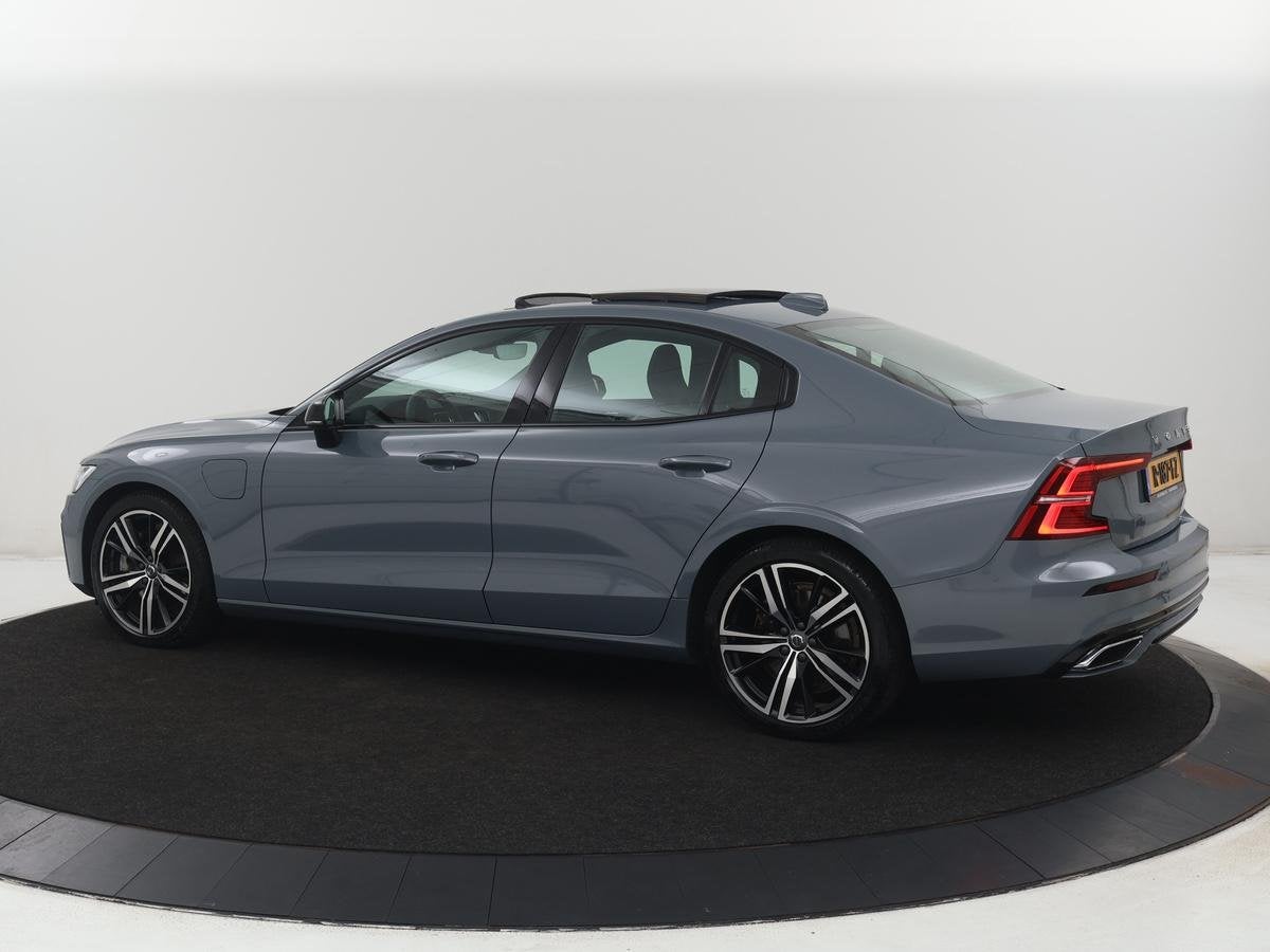Volvo S60 2.0 Recharge T6 AWD Core | SOH 97,5% | Panoramadak, Auto's, Volvo, Automaat, Gebruikt, Euro 6, 4 cilinders