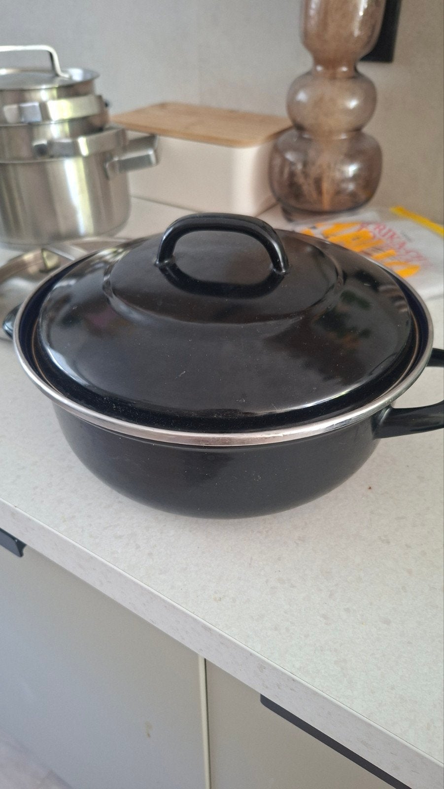 Donkerblauwe emaille braadpan met deksel - Gebruikt, Huis en Inrichting, Keuken | Potten en Pannen, Ophalen, Gebruikt, Braadpan