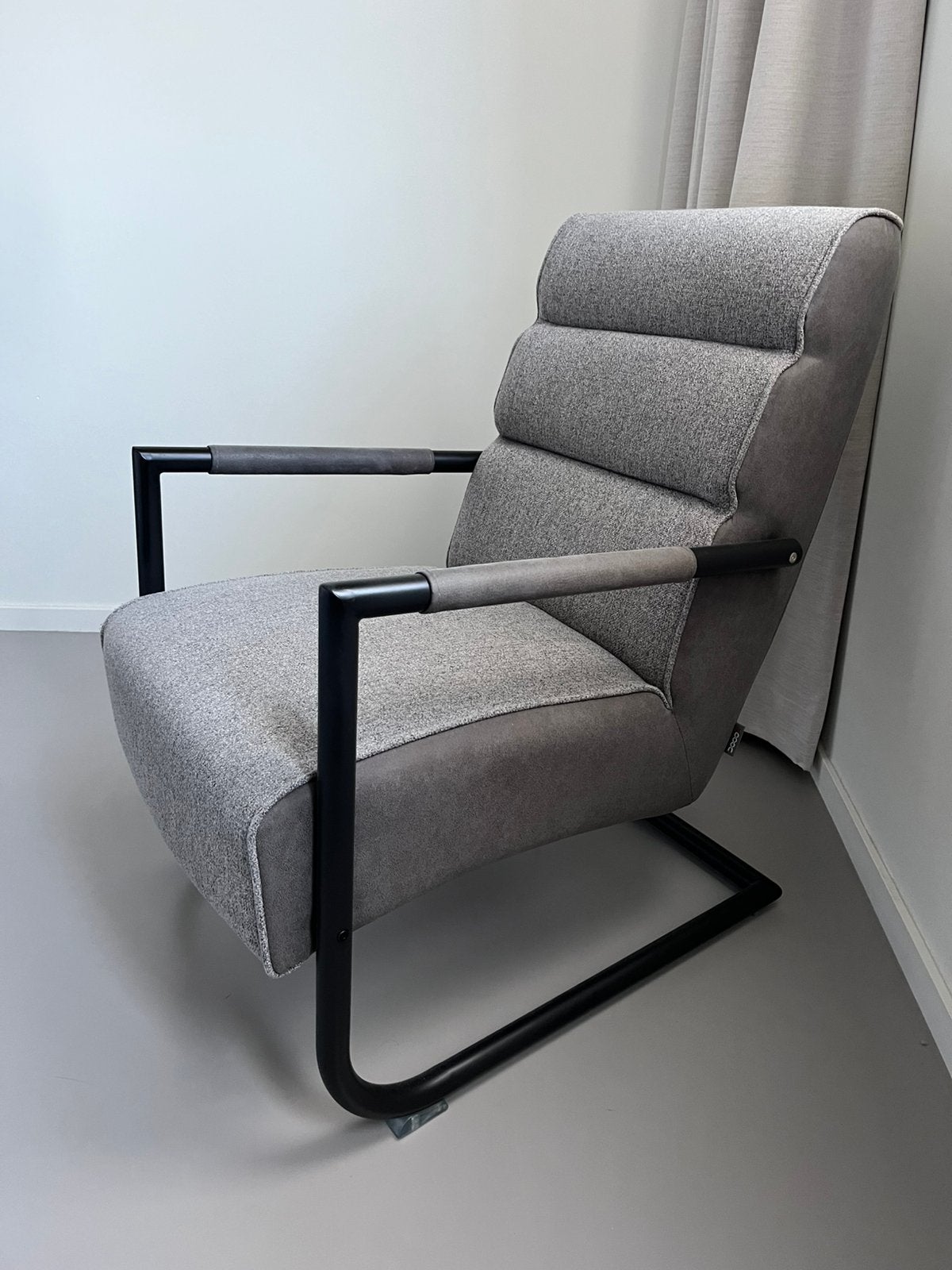 ZGAN fauteuil XOOON, Ophalen, Leer, Minder dan 75 cm, Zo goed als nieuw